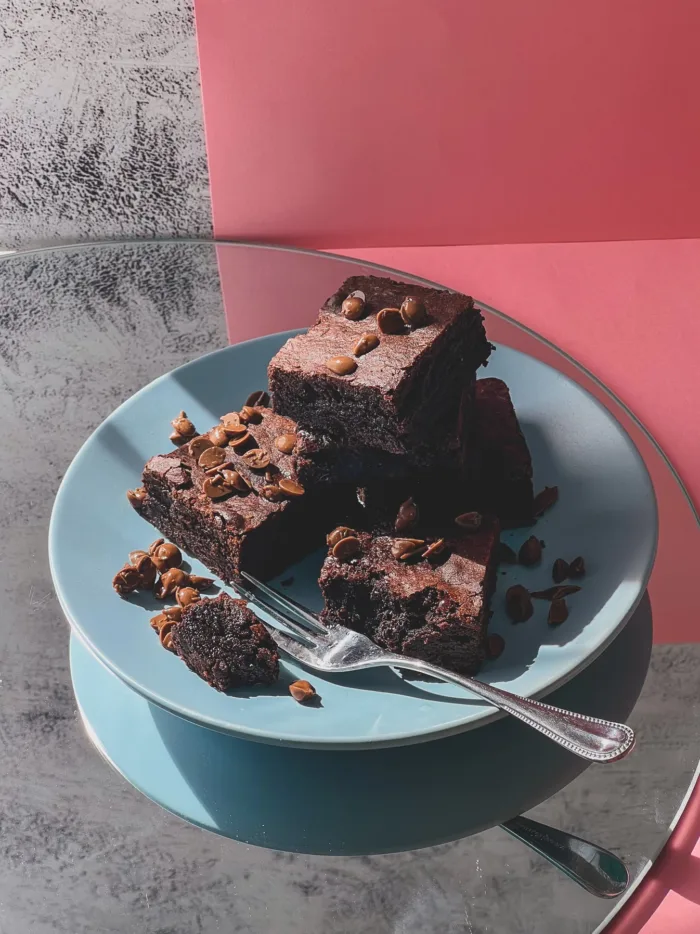 Original Fudgy Chocolate Brownies - 6 piece - Image 2